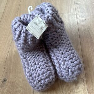 Lemon hand knit slippers NWT